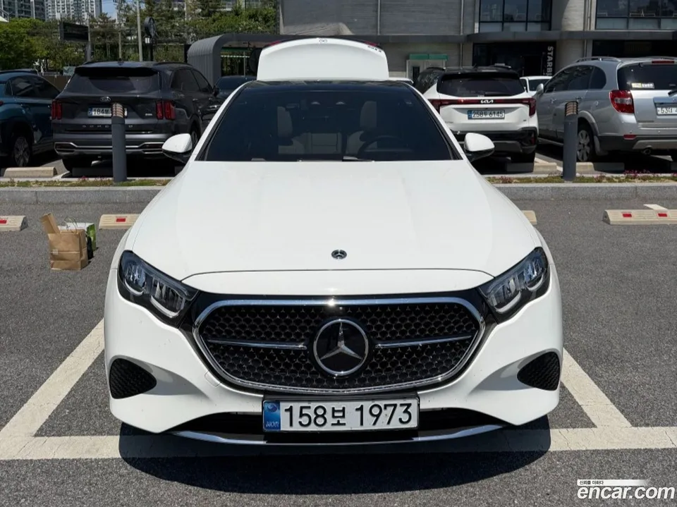 Mercedes-Benz E-Class E200 2026 — миниатюра 3