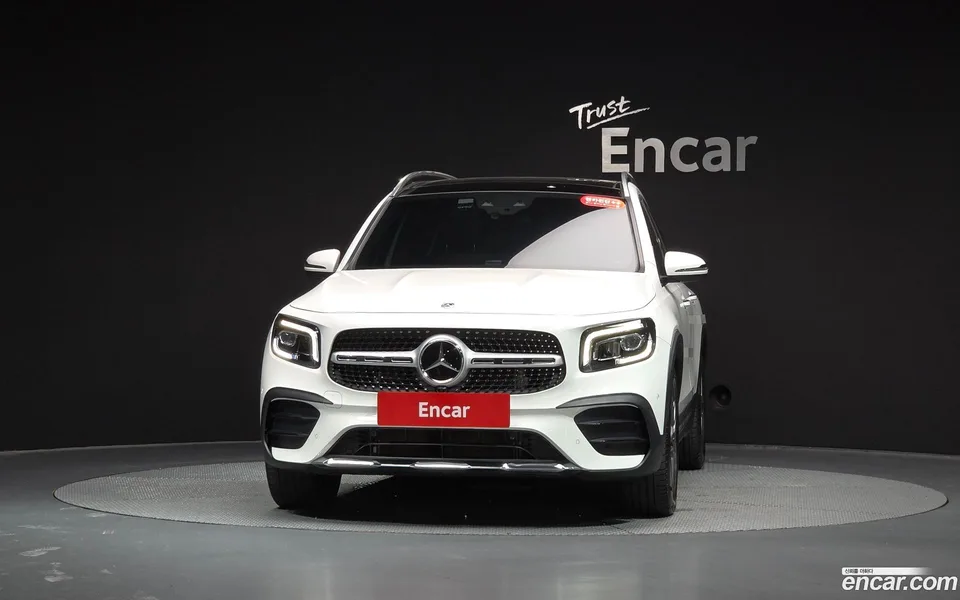 Mercedes-Benz GLB-Class GLB250 4MATIC 2022 — миниатюра 3
