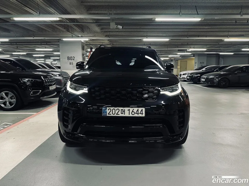 Land Rover Discovery D300 HSE 2024 — миниатюра 3