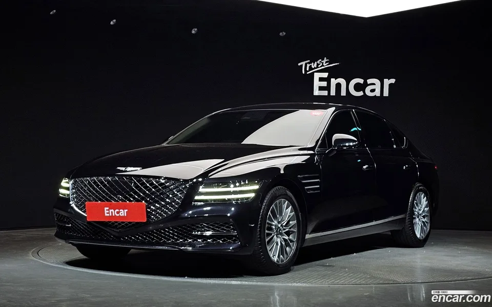 Genesis G80 2.5 2WD 2023 — фото 1, купить с доставкой в Москву