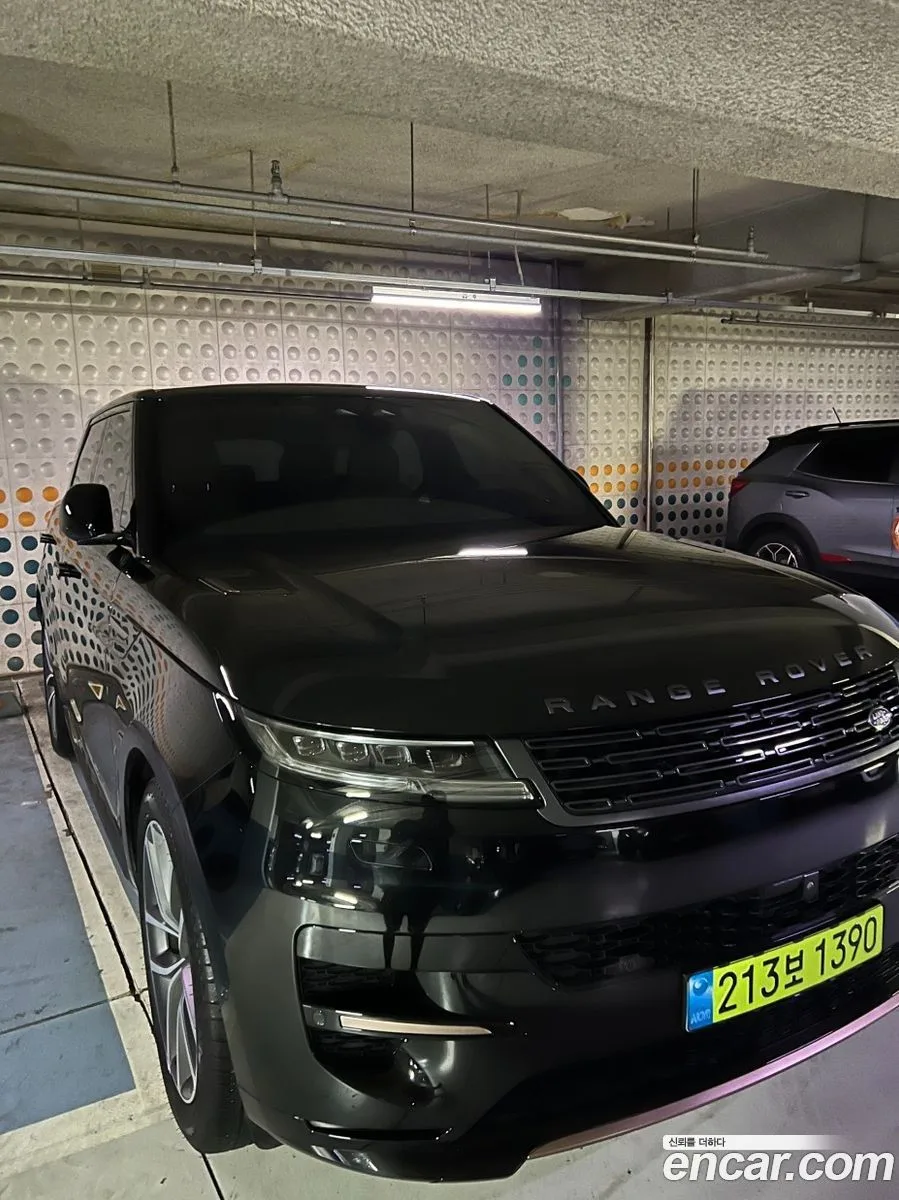 Land Rover Range Rover Sport P400 AB 2024 — фото 1, купить с доставкой в Москву