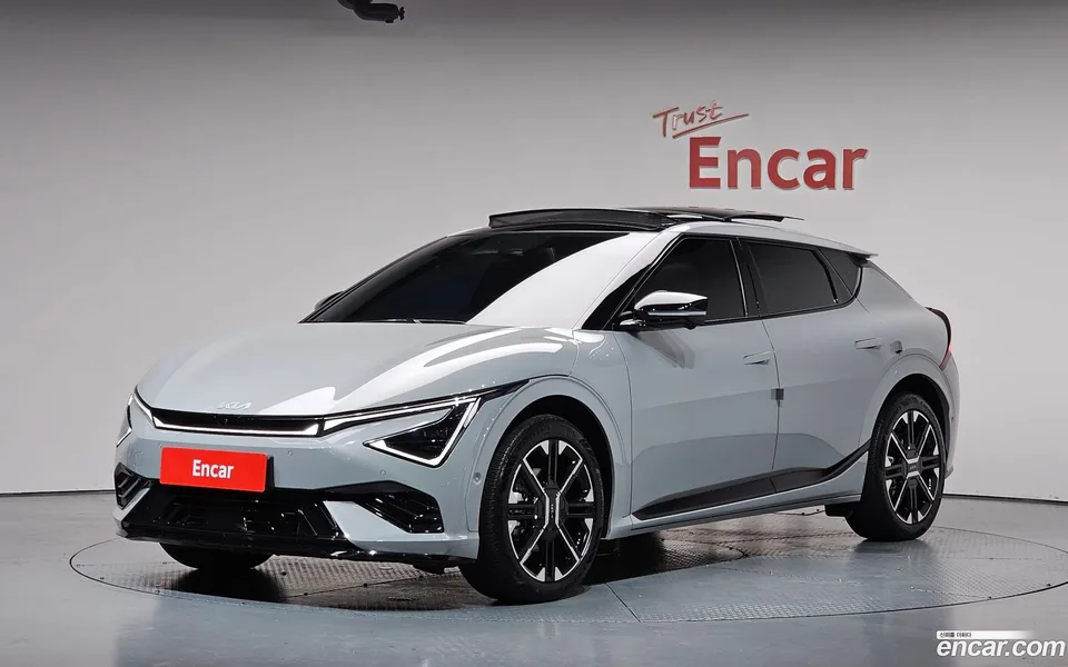 Kia EV6 4WD 2025 — фото 1, купить с доставкой в Москву
