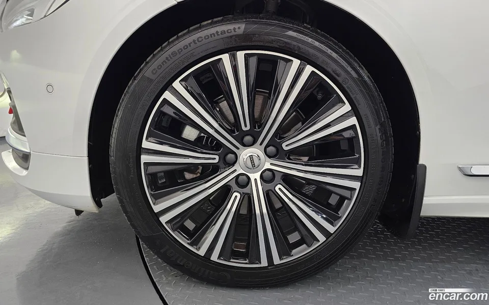 Volvo S90 B5 2024 — миниатюра 5