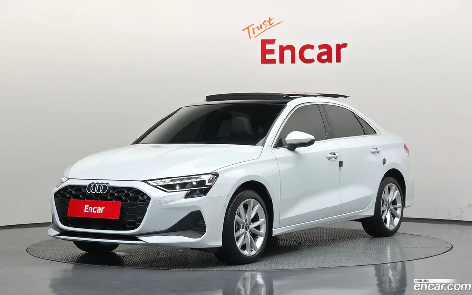 Audi A3 (8Y) 40 TFSI 2025 — фото 1, купить с доставкой в Москву