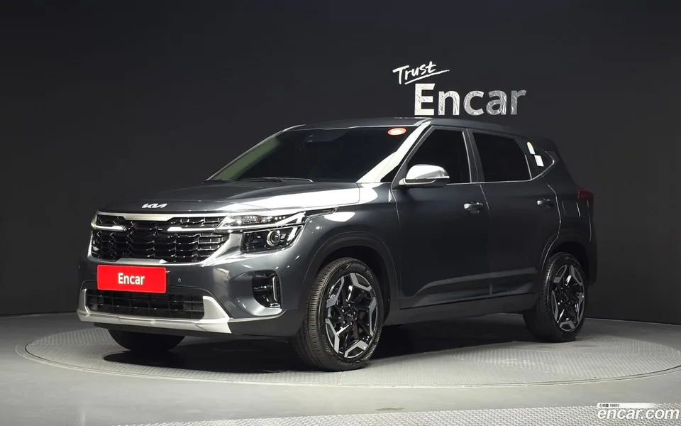 Kia Seltos 1.6 2WD 2025 — фото 1, купить с доставкой в Москву