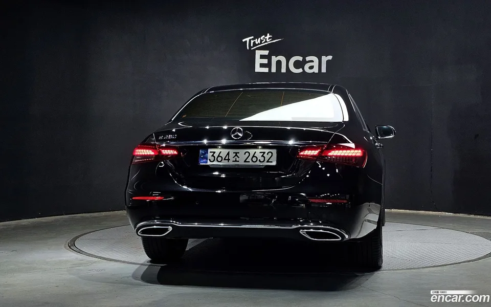 Mercedes-Benz E-Class E250 2022 — миниатюра 4