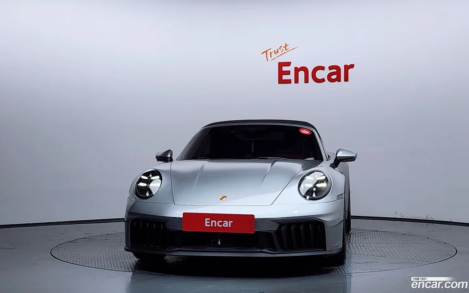 Porsche 911 (992) GTS 2025 — миниатюра 3