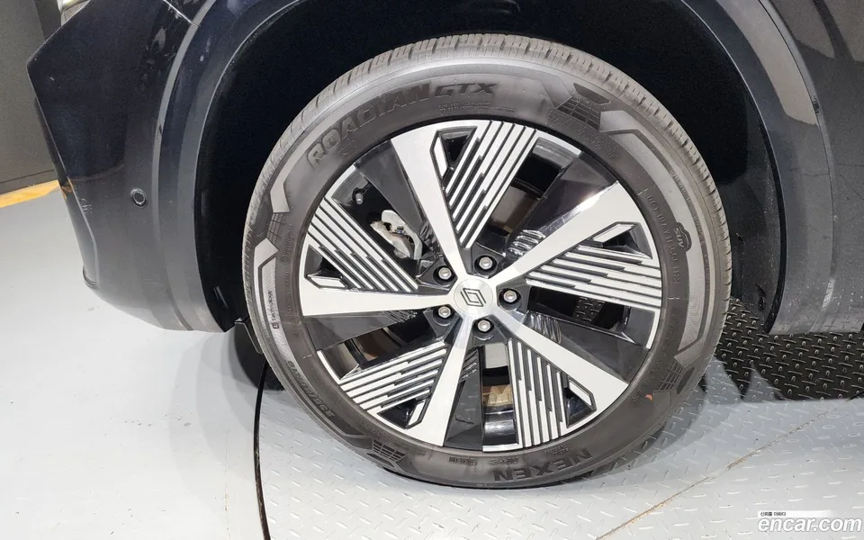 Renault Samsung Grand Koleos 1.5 E-TECH 2WD 2025 — миниатюра 2