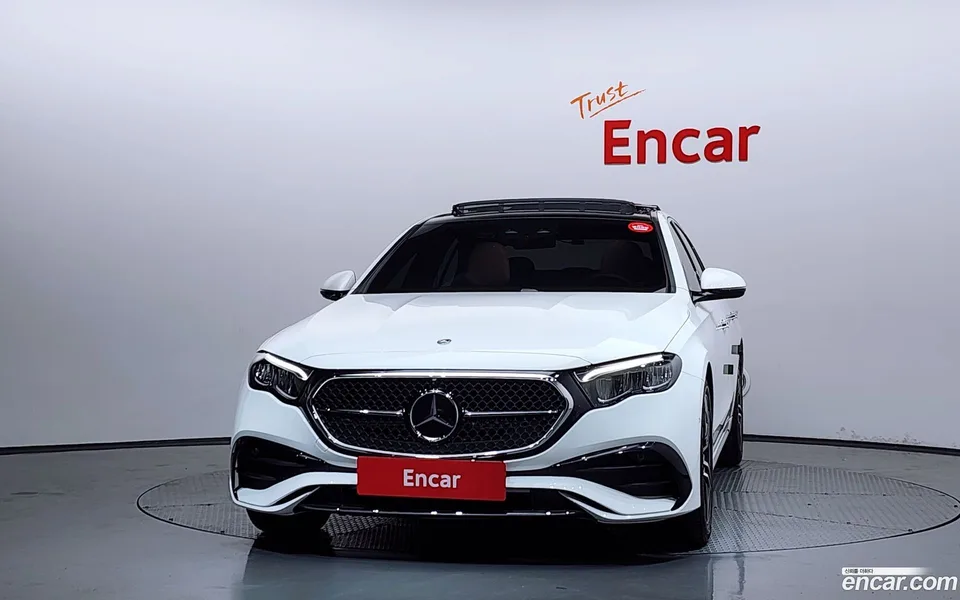 Mercedes-Benz E-Class E200 AMG Line 2025 — миниатюра 3