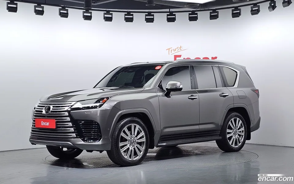Lexus LX 700h VIP 2025 — фото 1, купить с доставкой в Москву
