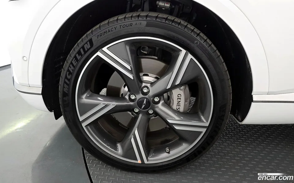 Genesis GV80 2.5T 2WD 2025 — миниатюра 2
