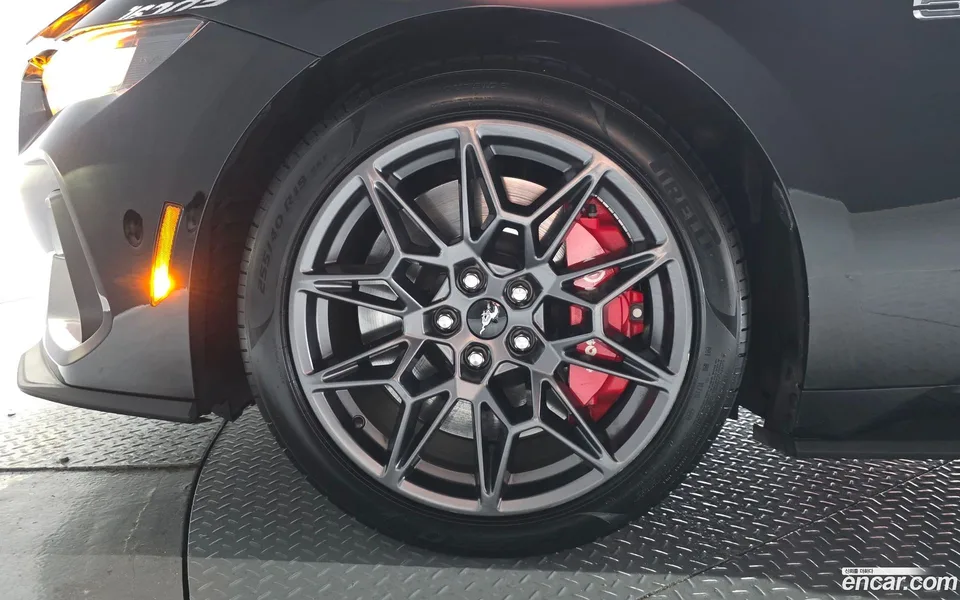 Ford Mustang 5.0 GT 2024 — миниатюра 2