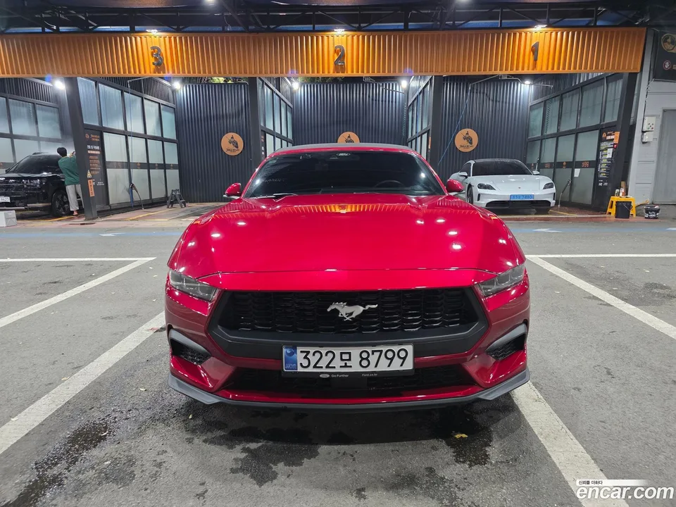 Ford Mustang 2.3 2024 — миниатюра 3
