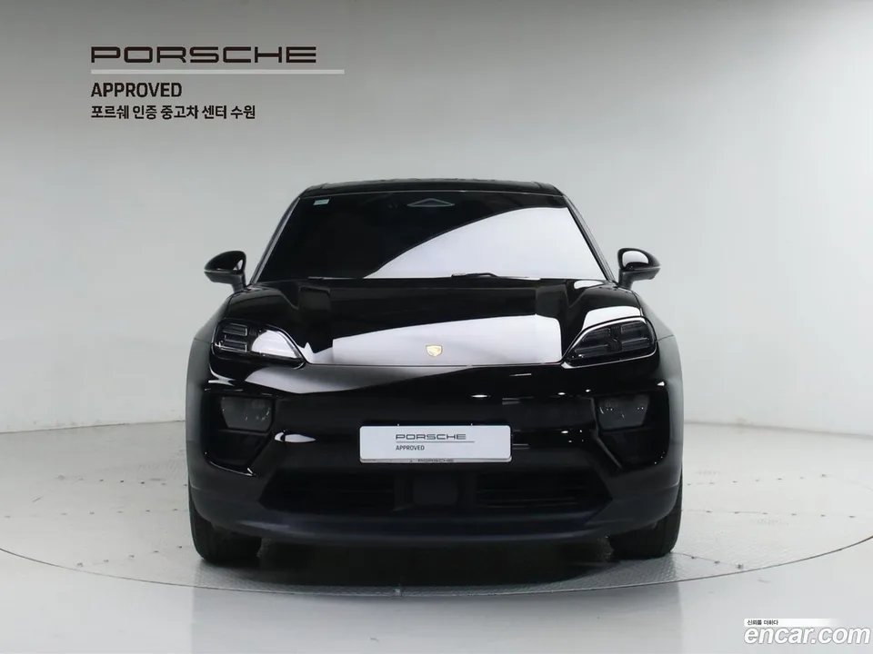 Porsche Macan Electric 4 2025 — миниатюра 3
