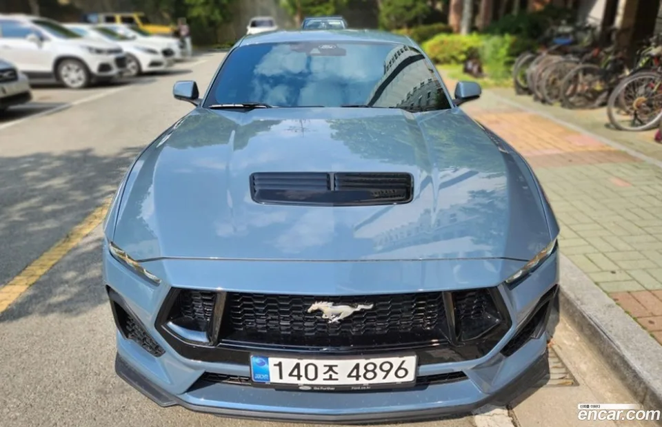 Ford Mustang 5.0 GT 2024 — фото 1, купить с доставкой в Москву