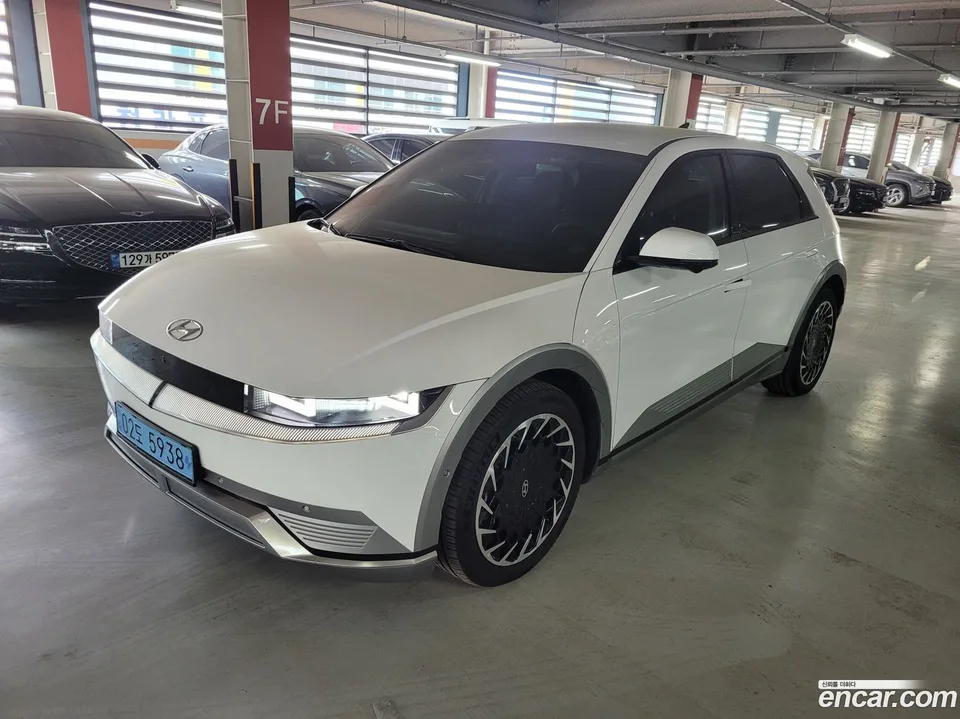 Hyundai Ioniq 5 2024 — фото 1, купить с доставкой в Москву