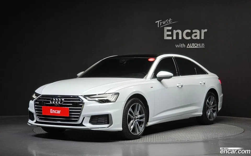 Audi A6 45 TFSI 2023 — фото 1, купить с доставкой в Москву