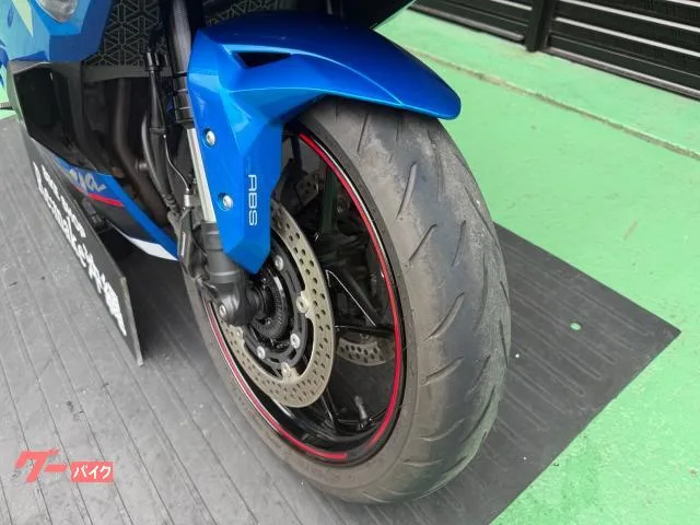 Kawasaki Ninja ZX-4R SE ZX400P 2024 — миниатюра 4