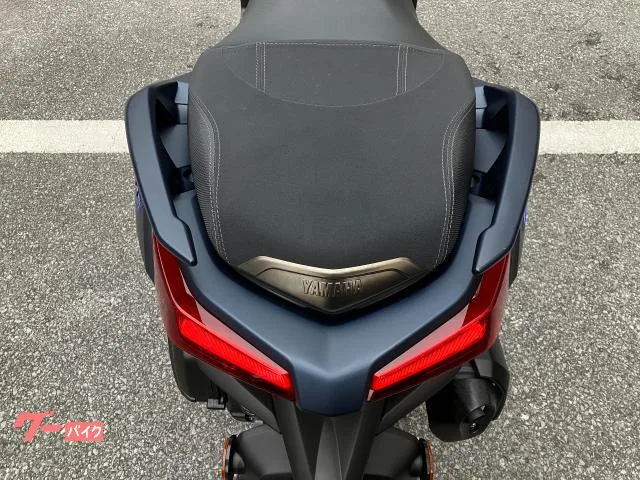 Yamaha X-MAX250 2023 — миниатюра 5