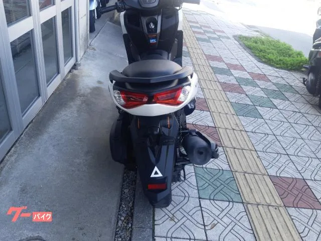 Yamaha NMAX 2022 — миниатюра 3