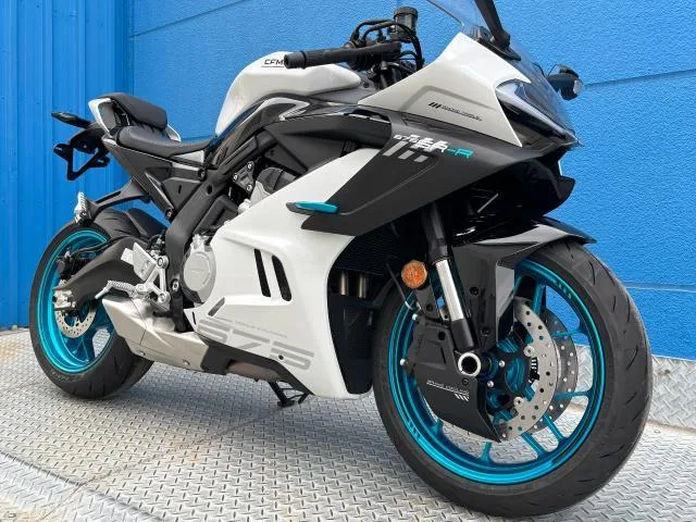 CFMoto 675SR-R 2026 — миниатюра 2