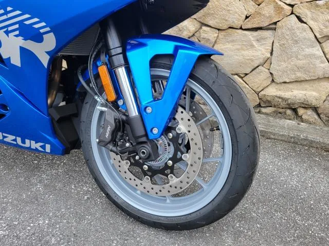 Suzuki GSX-8R 2024 — миниатюра 5