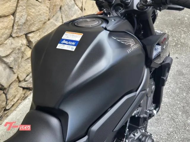 Honda CB650R 2023 — миниатюра 3