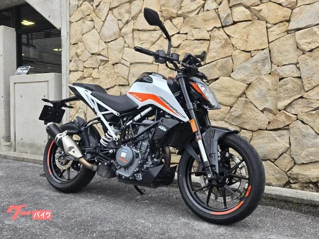KTM 390 2023 — миниатюра 2