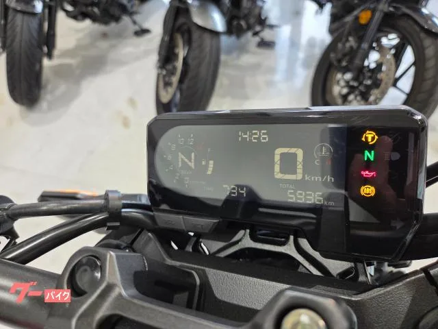 Honda CB650R 2023 — миниатюра 5