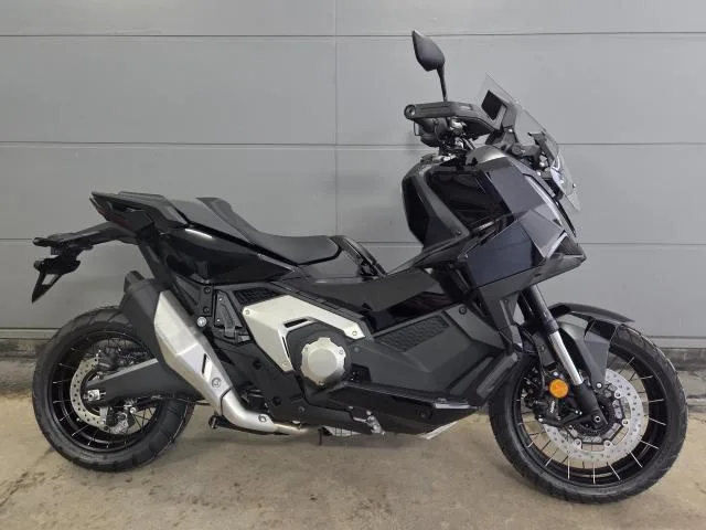 Honda X-ADV 2026 — фото 1, купить с доставкой в Москву