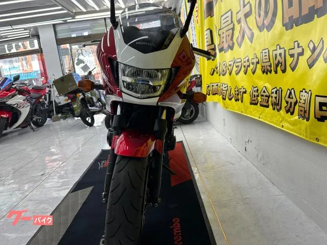 Honda CB400Super VTEC Revo NC42 2022 — миниатюра 4