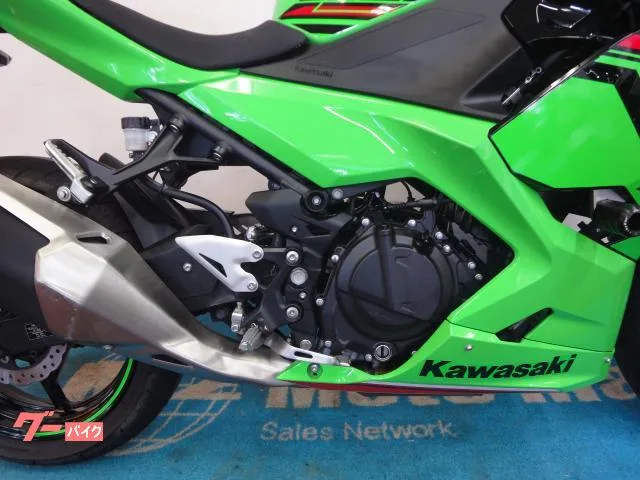 Kawasaki Ninja 400 KRT EDITION 2023 — миниатюра 4