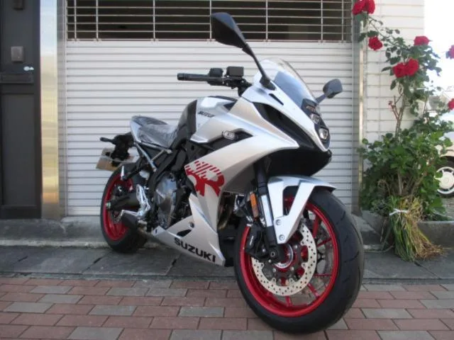 Suzuki GSX-8R ETC 2026 — миниатюра 2