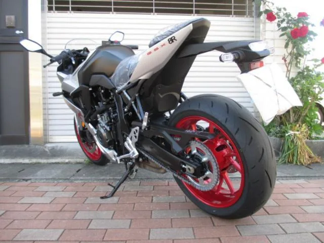 Suzuki GSX-8R ETC 2026 — миниатюра 3