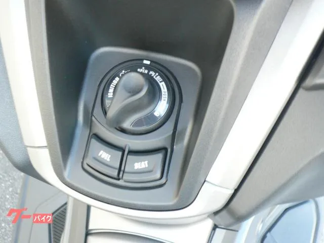 Yamaha NMAX 125 2026 2026 — миниатюра 4