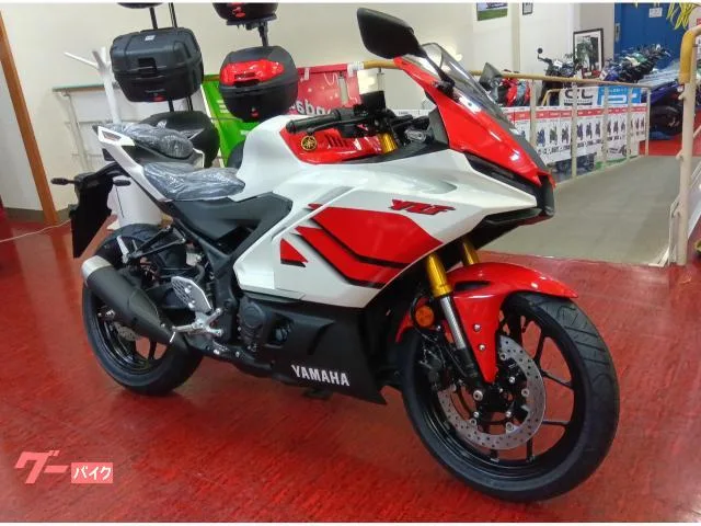 Yamaha YZF-R25 70th Anniversary Edition 2026 — миниатюра 2