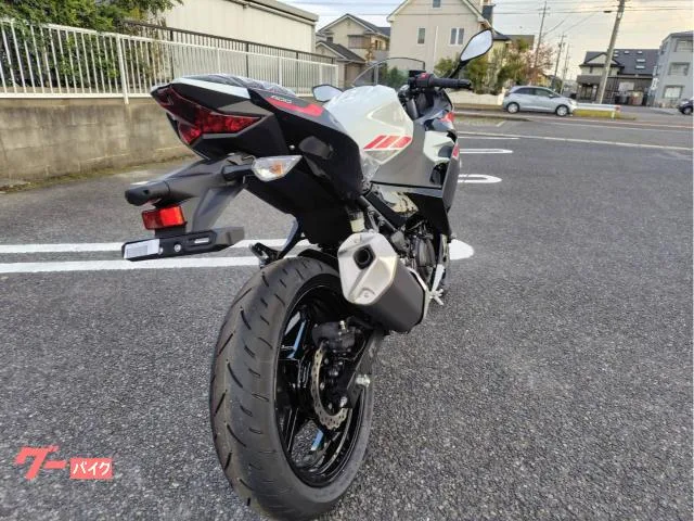 Kawasaki Ninja 400 2026 — миниатюра 3