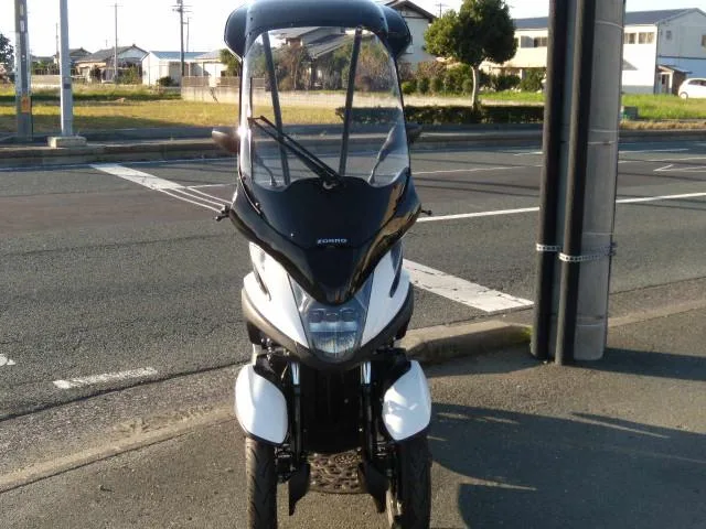 Yamaha 125TRIKE2ROOF 2023 — миниатюра 3
