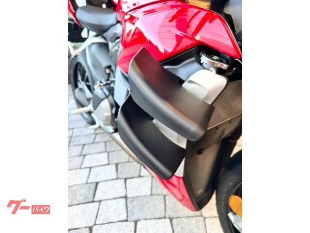 DUCATI V2 2022 — миниатюра 5