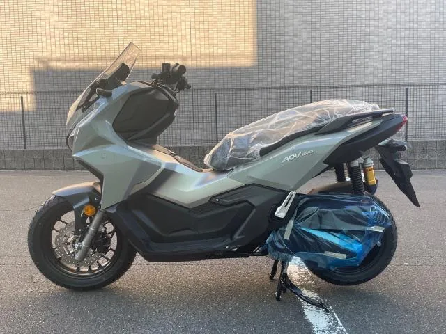 Honda ADV160 LED ABSUSB 2026 — миниатюра 2