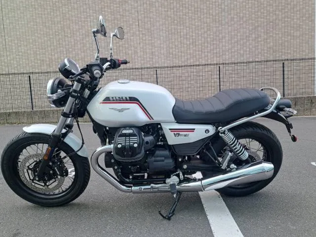 MOTO GUZZI V7 ABSLED 2026 — миниатюра 2