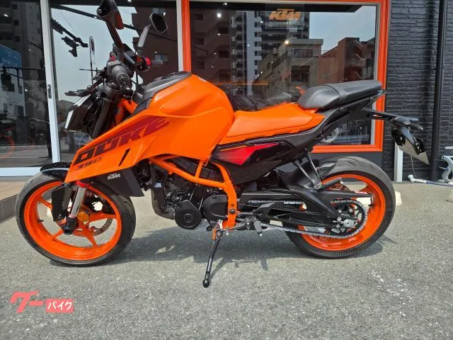 KTM 390 2024 — миниатюра 2