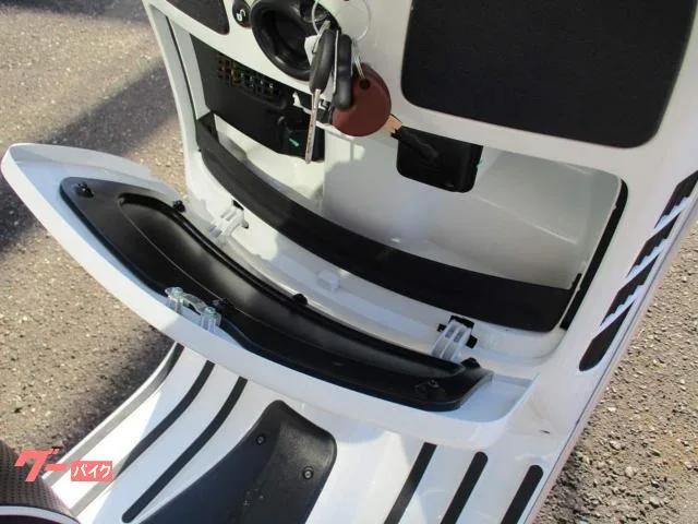 VESPA GTS 150 ABS 2023 — миниатюра 4