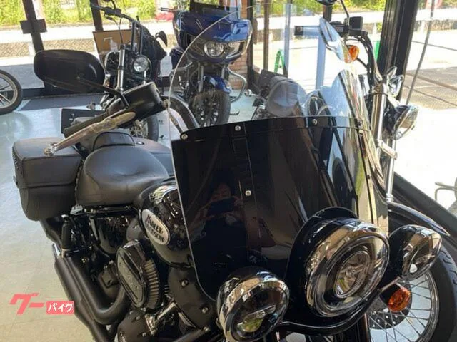 HARLEY-DAVIDSON FLHCS 114 2022 — миниатюра 2