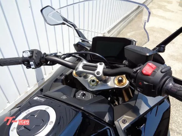 Suzuki GSX-S1000GT 2022 — миниатюра 5