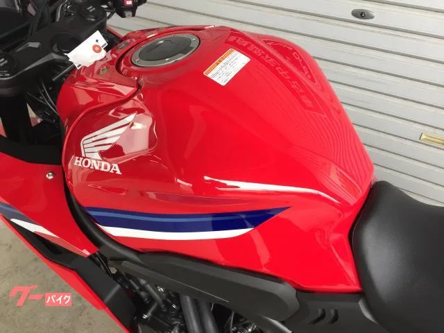 Honda CB650R E-Clutch Honda Dream 2024 — миниатюра 3