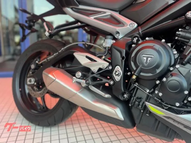 TRIUMPH 765R 2024 — миниатюра 3