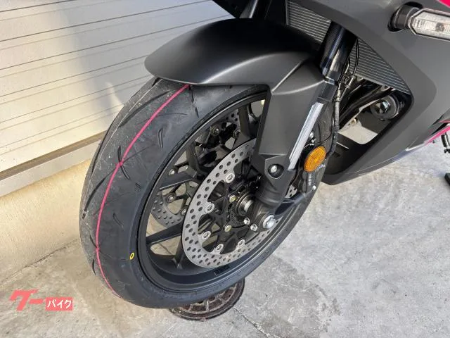 Honda CBR650R E-Clutch 2024 — миниатюра 5