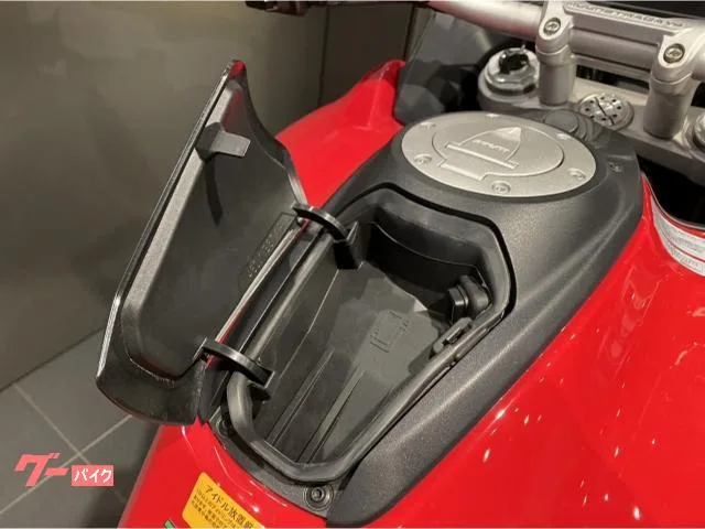 DUCATI V4S 2022 — миниатюра 3