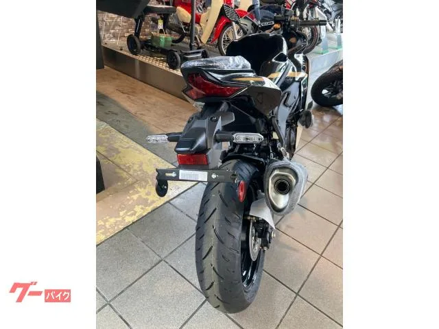 Kawasaki ZX-4R 2026 — миниатюра 2